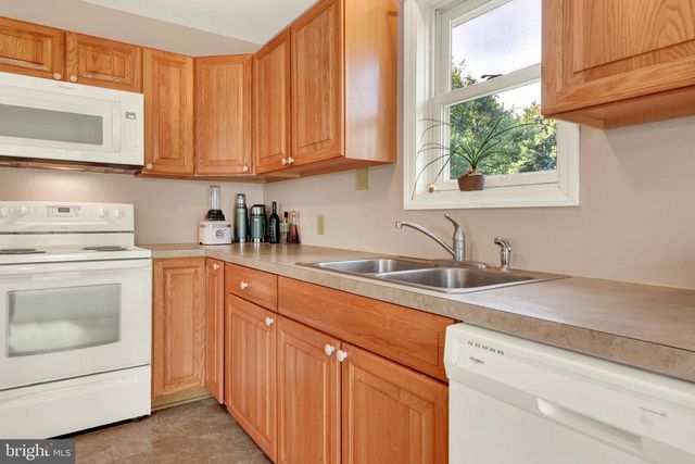 100 FERN AVENUE, Carlisle, PA 17013