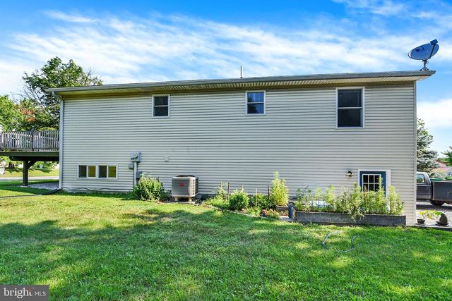 100 FERN AVENUE, Carlisle, PA 17013