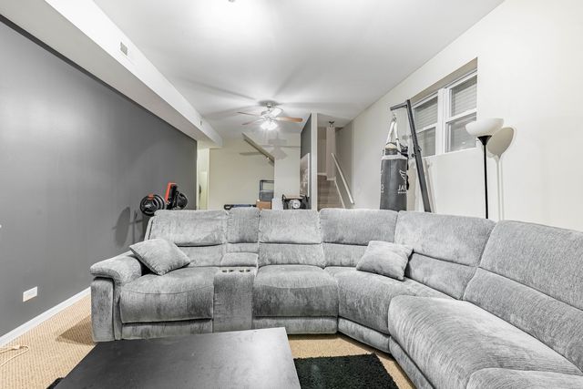 4439 S Calumet Avenue 1S, Chicago, IL 60653