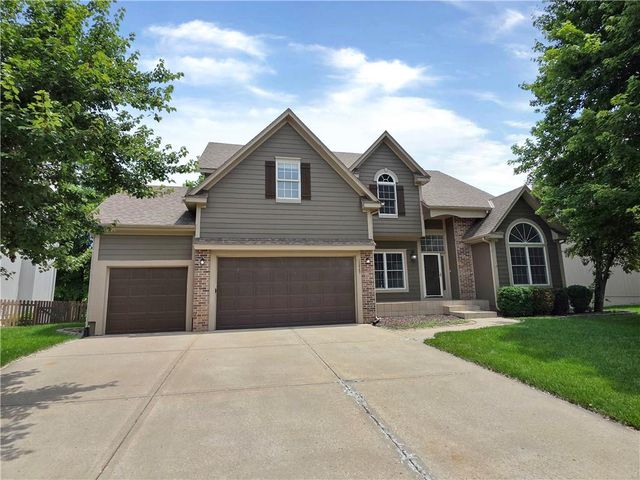 15647 S Widmer Street, Olathe, KS 66062