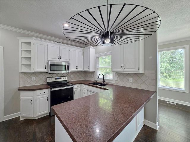 15647 S Widmer Street, Olathe, KS 66062