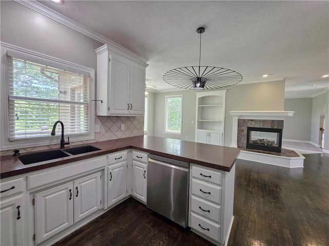 15647 S Widmer Street, Olathe, KS 66062