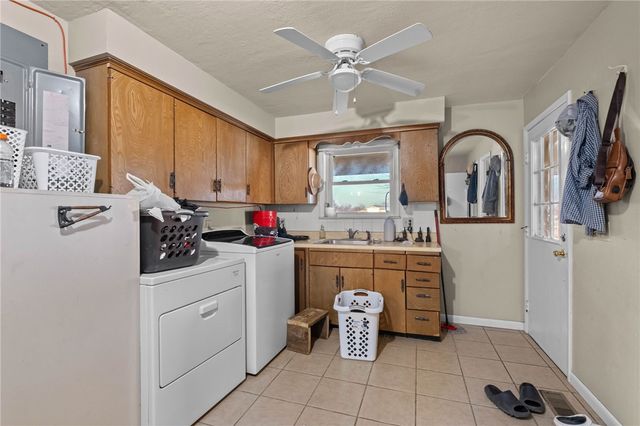 11013 Wpa Road, Gentry, AR 72734