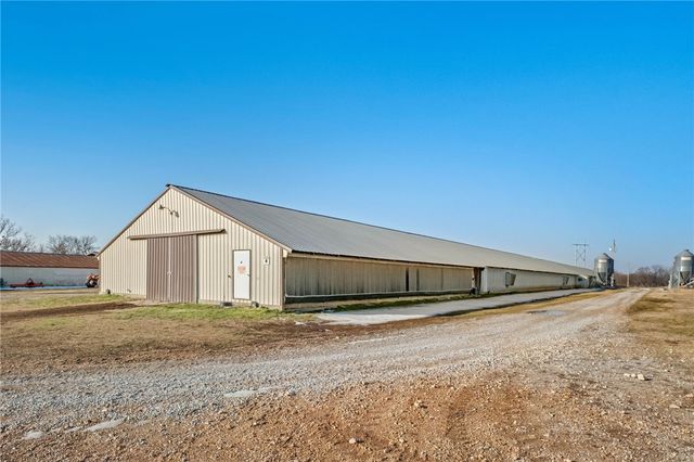 11013 Wpa Road, Gentry, AR 72734