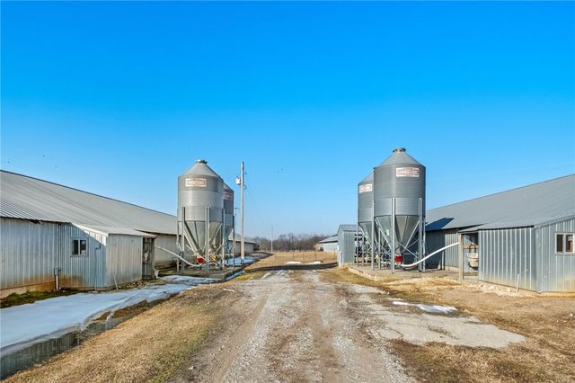 11013 Wpa Road, Gentry, AR 72734