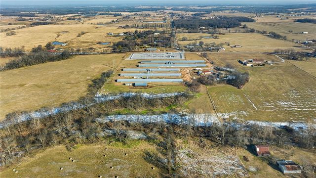 11013 Wpa Road, Gentry, AR 72734