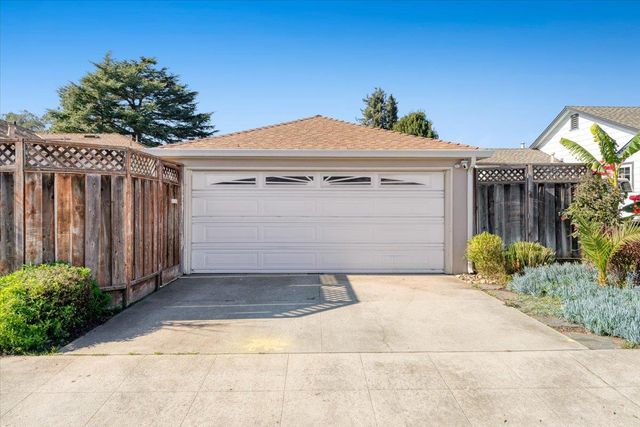 812 Tuttle Avenue, Watsonville, CA 95076