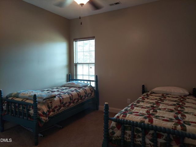 5 Seahorse Court, Benson, NC 27504