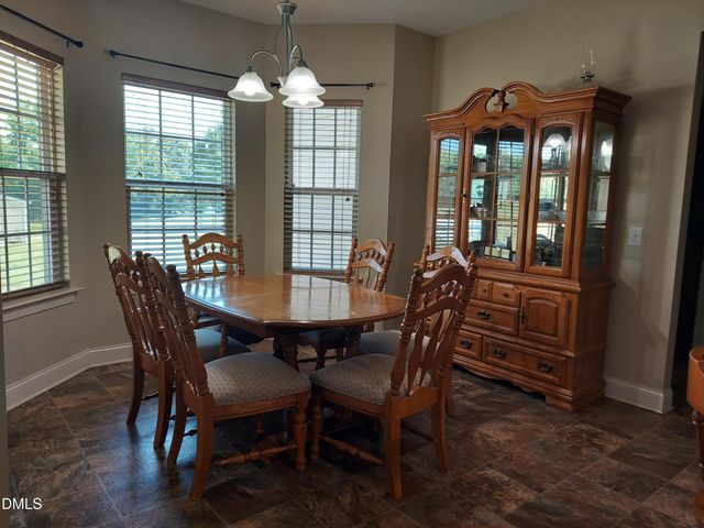5 Seahorse Court, Benson, NC 27504