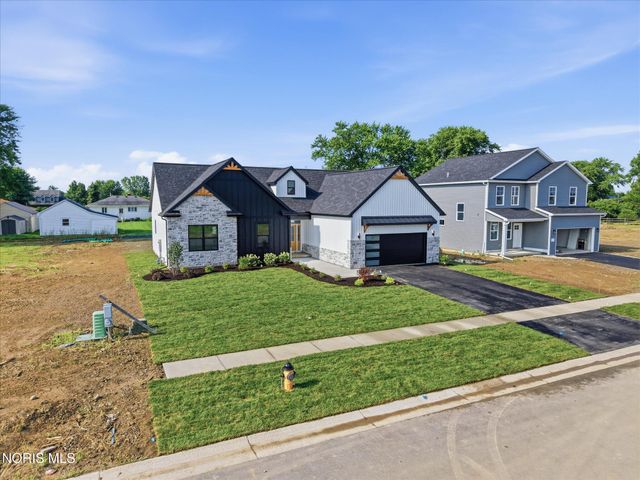 5922 Kacy Lane, Oregon, OH 43616