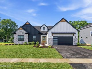 5922 Kacy Lane, Oregon, OH 43616