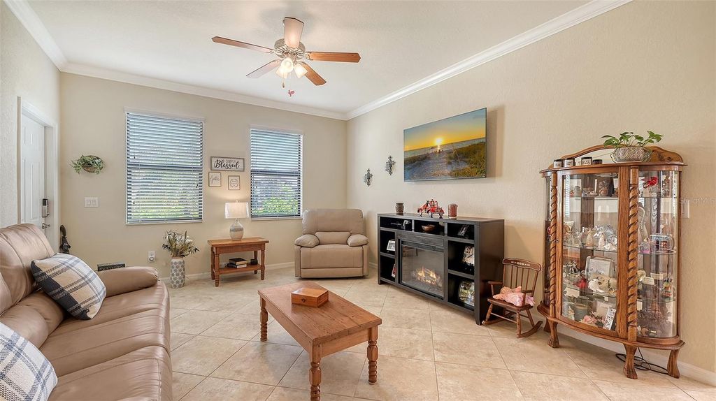 Image 12 of property listing at 6771 WILD LAKE TERRACE, Bradenton, FL 34212