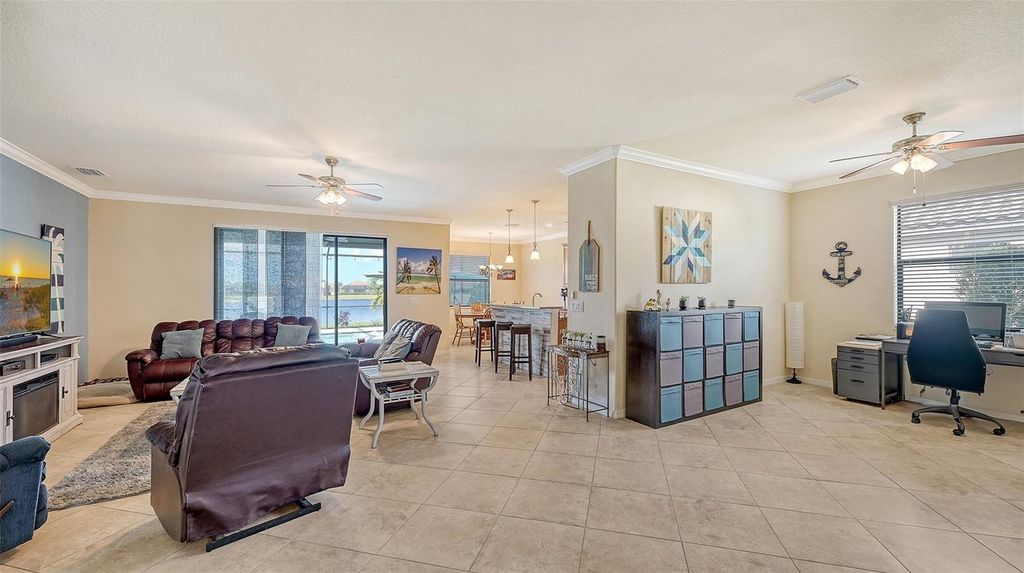 Image 22 of property listing at 6771 WILD LAKE TERRACE, Bradenton, FL 34212