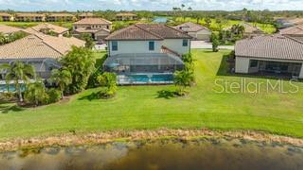 Image 36 of property listing at 6771 WILD LAKE TERRACE, Bradenton, FL 34212
