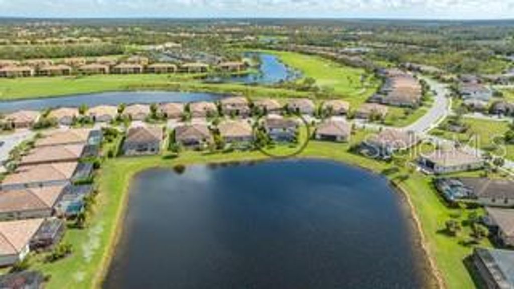 Image 42 of property listing at 6771 WILD LAKE TERRACE, Bradenton, FL 34212
