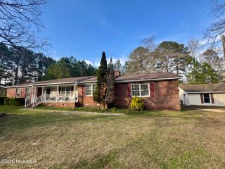691 Harris Creek Road, Jacksonville, NC 28540