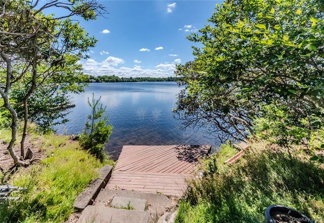 4154 W Shore Drive, White Lake, NY 12786
