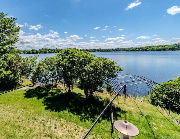 4154 W Shore Drive, White Lake, NY 12786