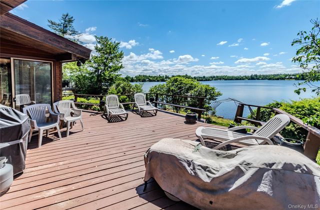 4154 W Shore Drive, White Lake, NY 12786