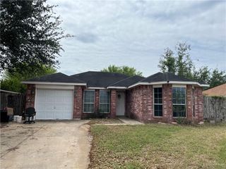 1807 W 15 1/2 Street, Mission, TX 78572