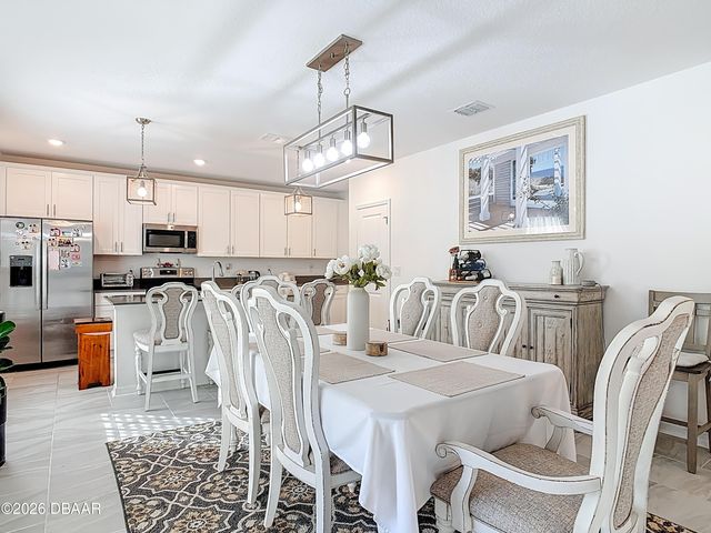 1142 Pacific Dunes Court, Daytona Beach, FL 32124