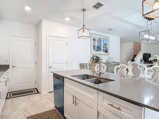 1142 Pacific Dunes Court, Daytona Beach, FL 32124