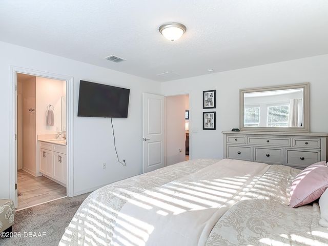 1142 Pacific Dunes Court, Daytona Beach, FL 32124