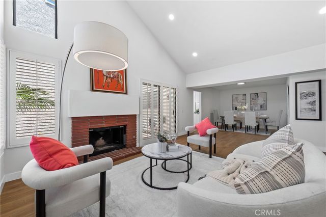 31 Claret, Irvine, CA 92614