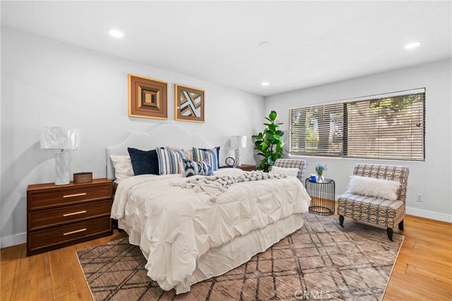 31 Claret, Irvine, CA 92614