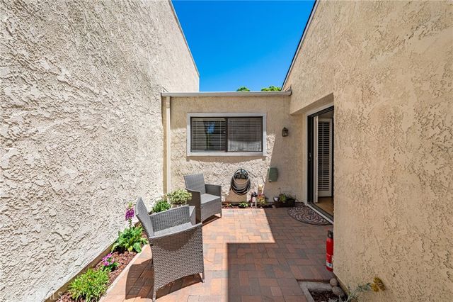 31 Claret, Irvine, CA 92614