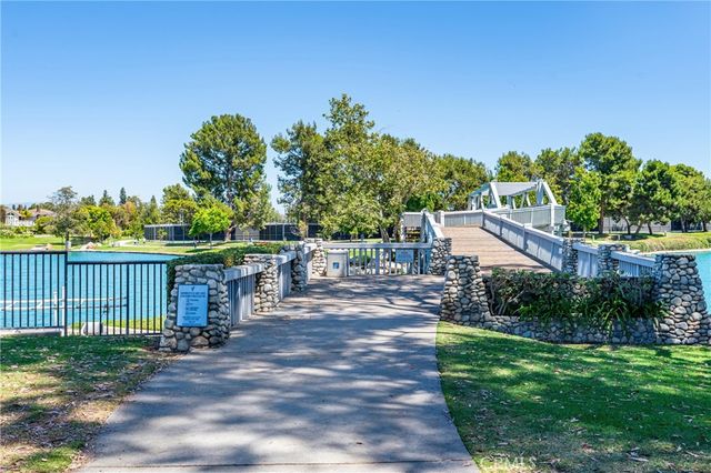 31 Claret, Irvine, CA 92614