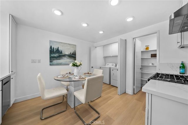 31 Claret, Irvine, CA 92614