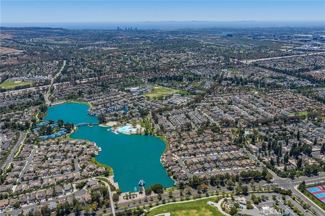 31 Claret, Irvine, CA 92614