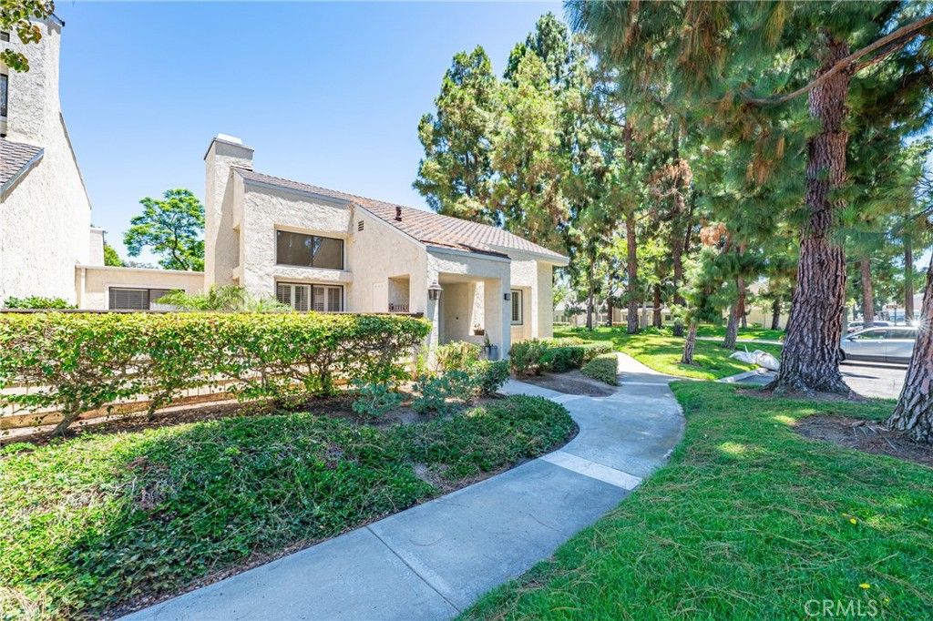 31 Claret, Irvine, CA 92614