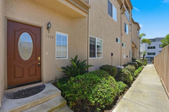 7548 Romeria Street, Carlsbad, CA 92009