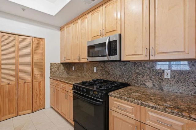 7548 Romeria Street, Carlsbad, CA 92009