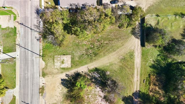 2512 E Ann Arbor Avenue, Dallas, TX 75216