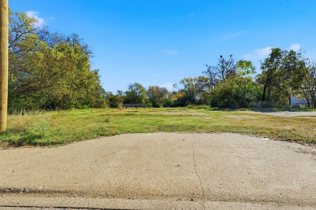 2512 E Ann Arbor Avenue, Dallas, TX 75216