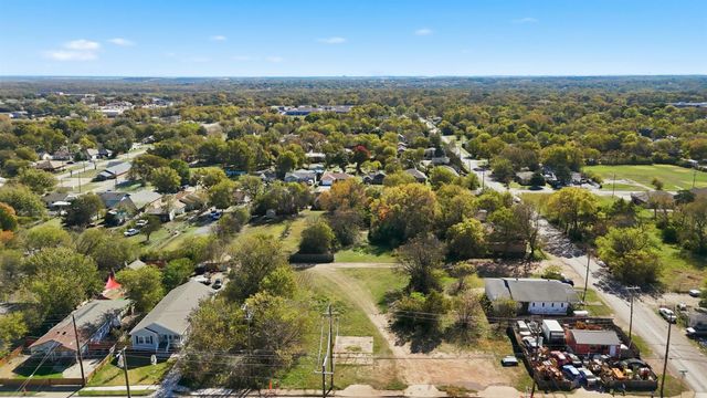 2512 E Ann Arbor Avenue, Dallas, TX 75216