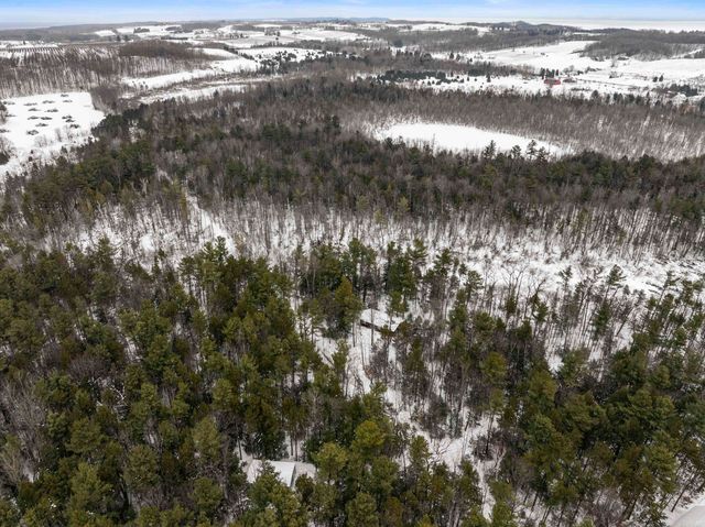 14607 Pyatt Road, Traverse City, MI 49686