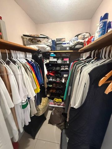 6081 W 24th Ave 102, Hialeah, FL 33016