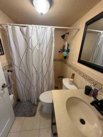 6081 W 24th Ave 102, Hialeah, FL 33016
