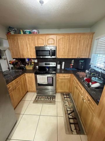6081 W 24th Ave 102, Hialeah, FL 33016