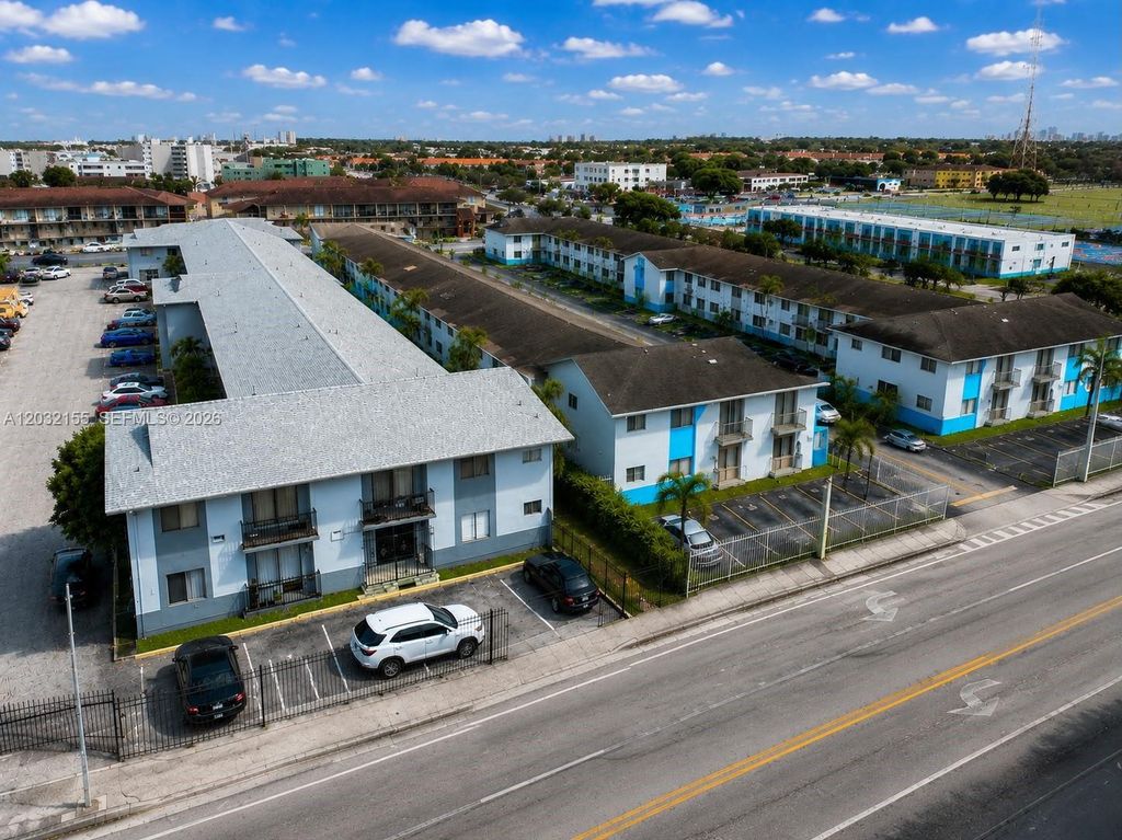 6081 W 24th Ave 102, Hialeah, FL 33016