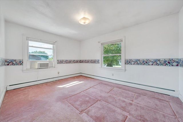 4022 High Acres RD, Roanoke, VA 24017