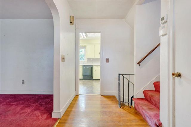 4022 High Acres RD, Roanoke, VA 24017