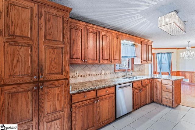 312 Sloping Meadow Drive, Inman, SC 29349