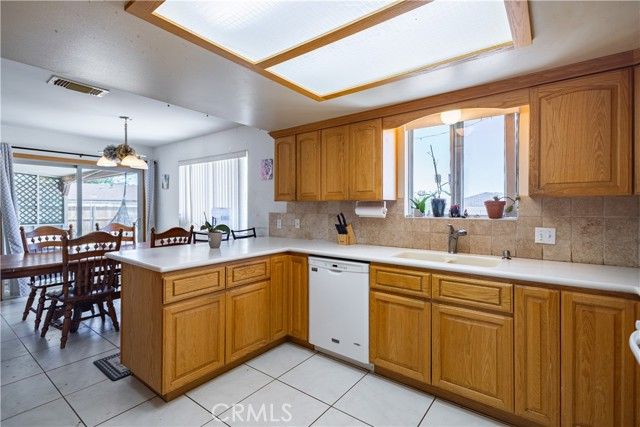 3809 Hanford, Yucca Valley, CA 92284