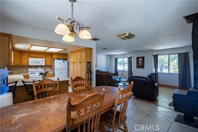 3809 Hanford, Yucca Valley, CA 92284