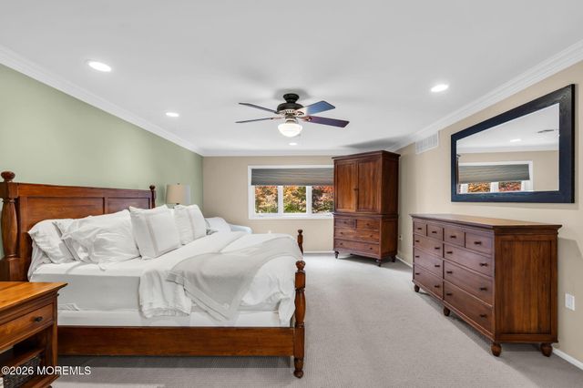 9 Woodcrest Terrace, Englishtown, NJ 07726